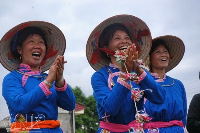 Con ball throwing among the ethnic Thai  - ảnh 4